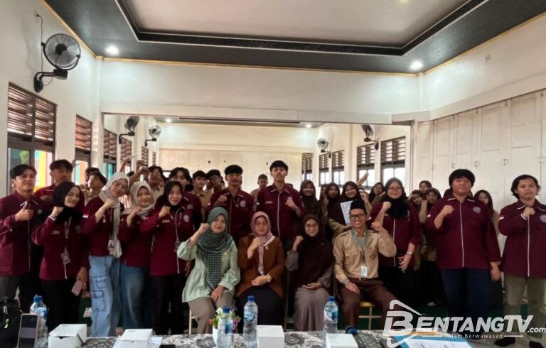 KKM Kelompok 24 Universitas Bina Bangsa Gaungkan Gerakan “STOP Pinjol”, Bekali Pelajar dengan Literasi Keuangan