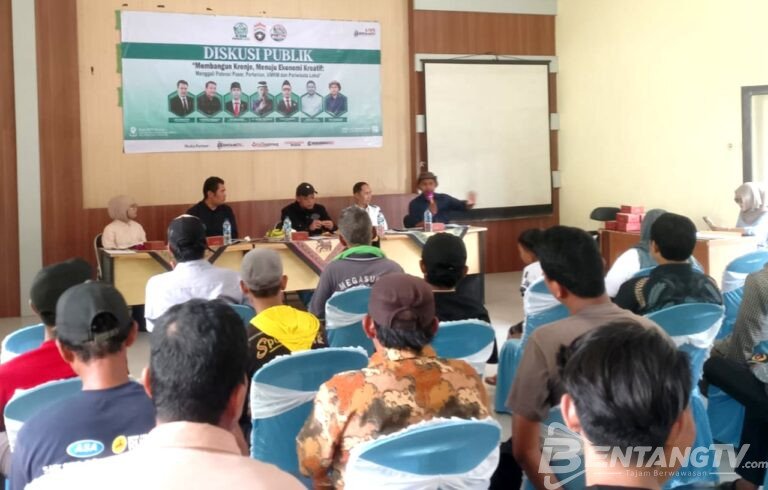 Diskusi Publik